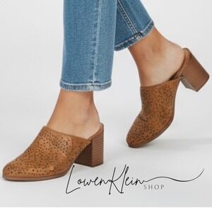 Torrid Women's Size 8W Brown Perforated Faux Leather Heeled Mules Block Heel‎